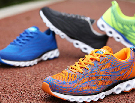 Tekstil, Pakaian, Kasut